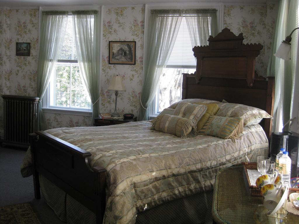 The Bridges Inn At Whitcomb House B&B Swanzey Kültér fotó
