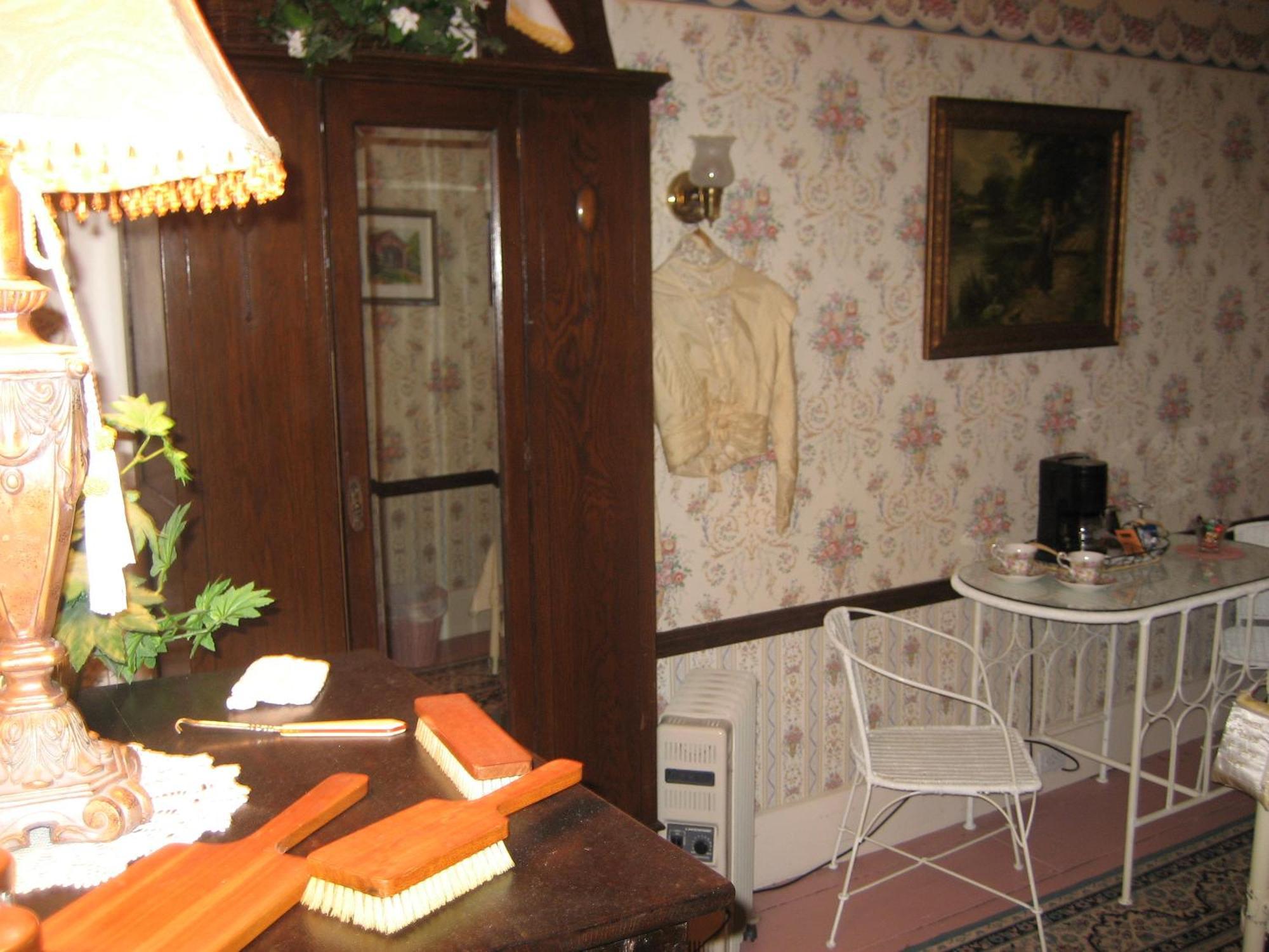 The Bridges Inn At Whitcomb House B&B Swanzey Kültér fotó