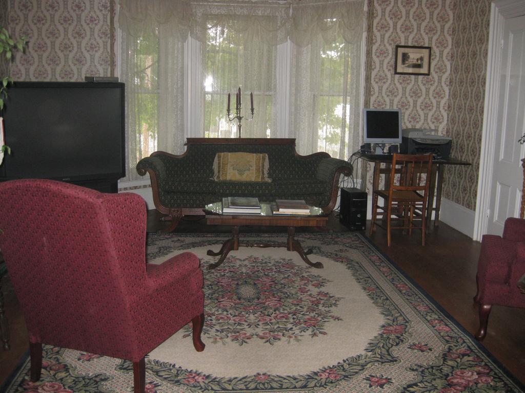 The Bridges Inn At Whitcomb House B&B Swanzey Kültér fotó