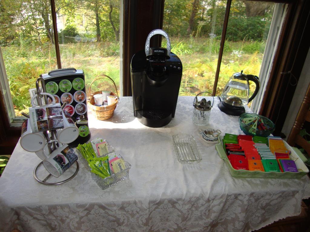 The Bridges Inn At Whitcomb House B&B Swanzey Kültér fotó