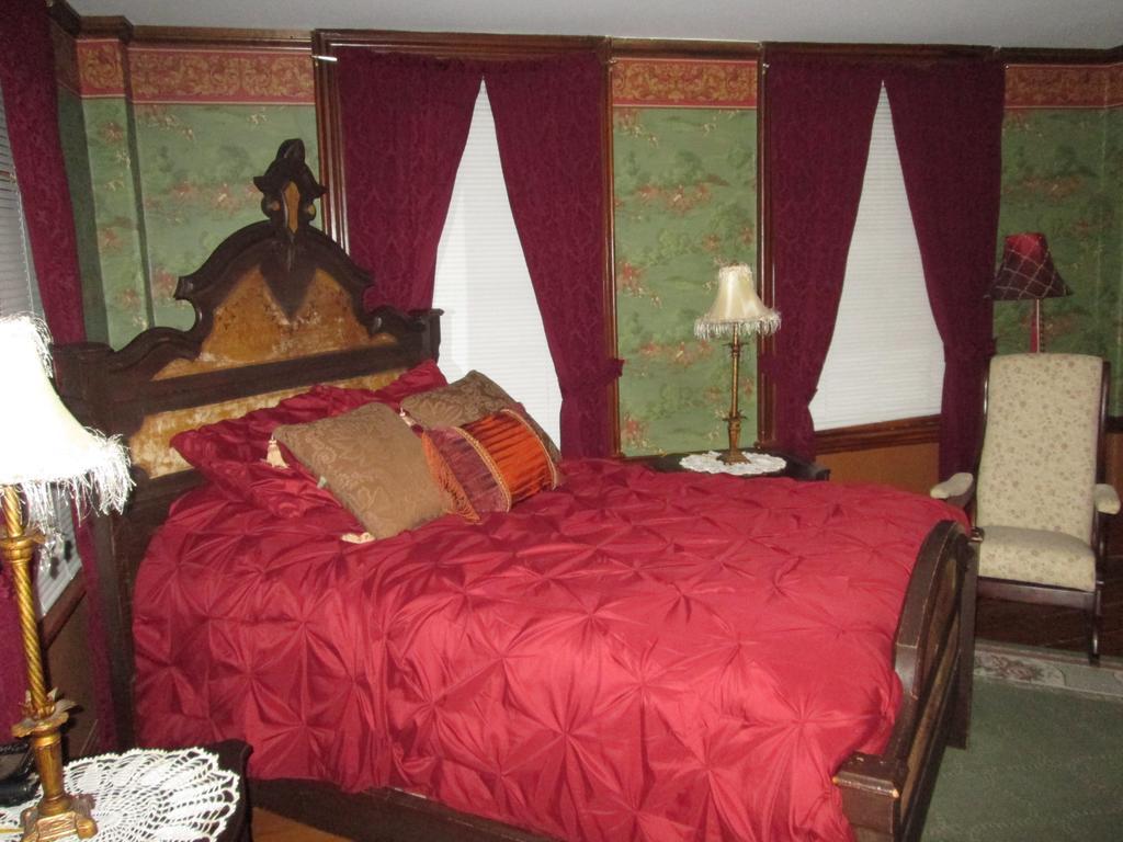 The Bridges Inn At Whitcomb House B&B Swanzey Kültér fotó